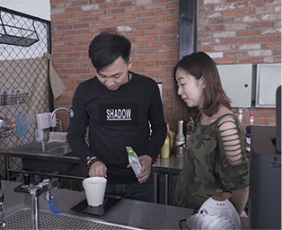 创业店铺:本味忆城
